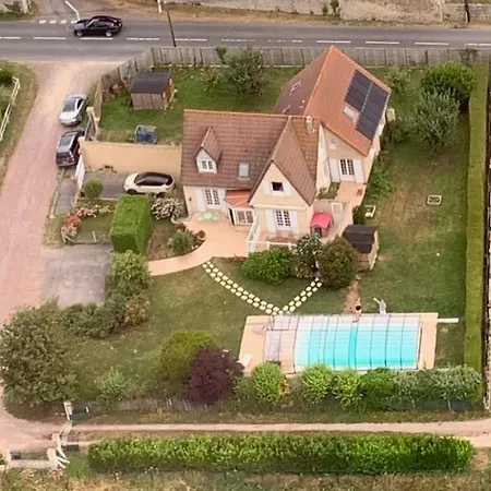 度假居 Maison Avec Piscine 特雷西索梅